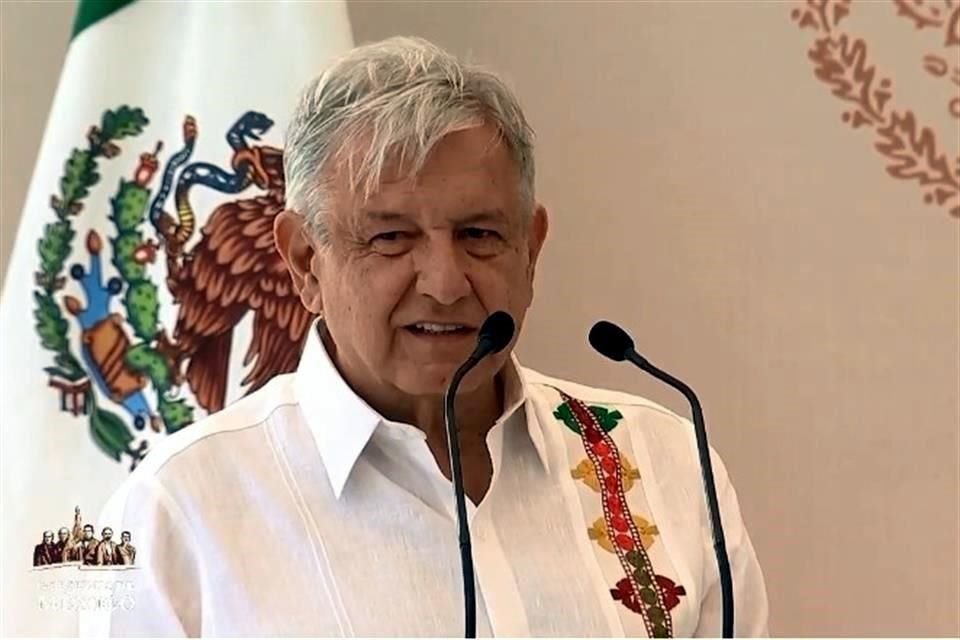 El Presidente encabezó un acto luego de realizar un recorrido en un hospital rural en San Felipe Ecatepec, Chiapas.