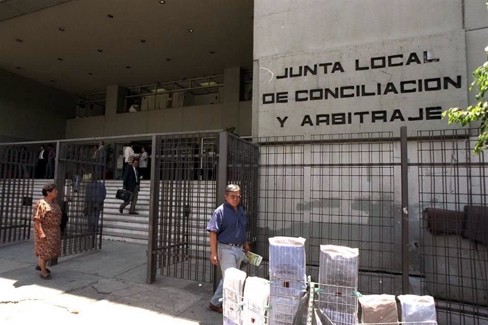 En la Junta Local de Conciliación y Arbitraje de la CDMX, en marzo pasado se terminaron 181 contratos, de los cuales 179 ocurrieron sin el cierre de la empresa.