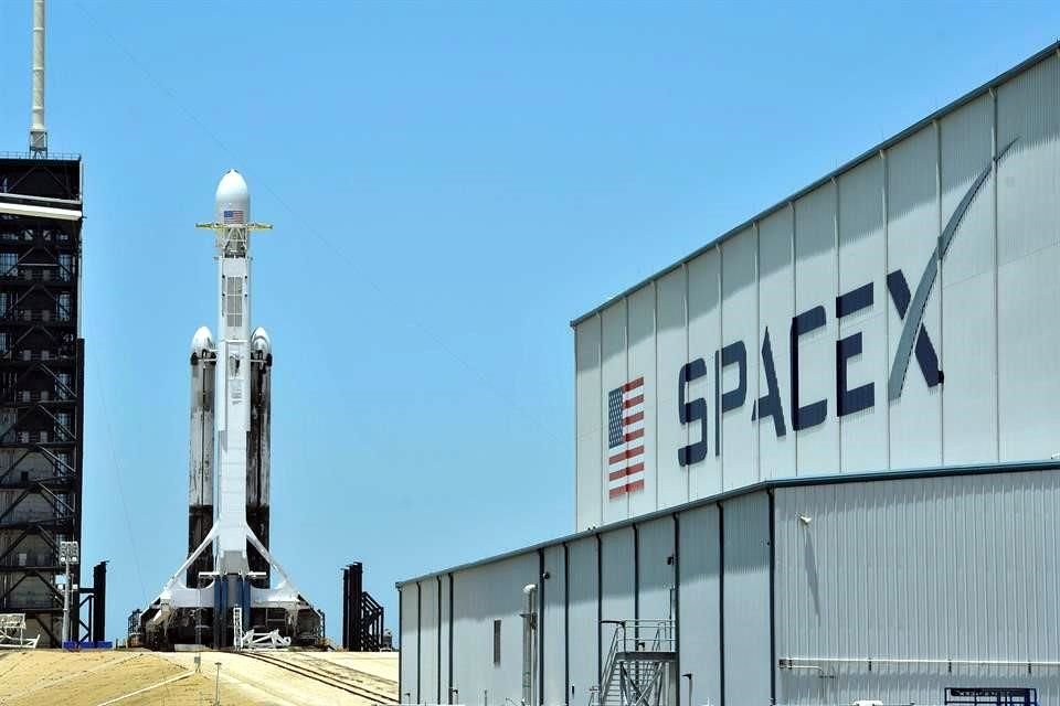 SpaceX completó su primer vuelo de prueba hacia y desde la estación espacial en marzo