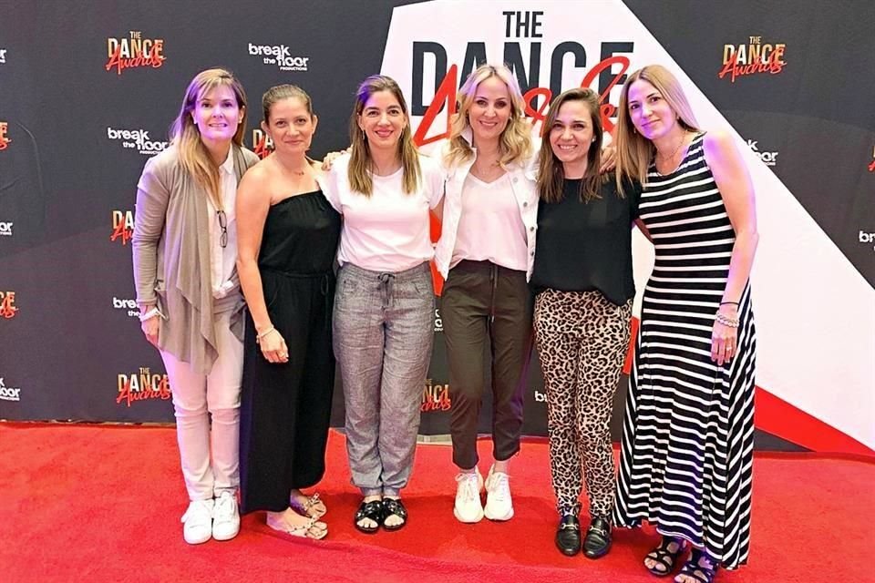 Luly Martínez de Villarreal, Lili Naranjo de Garza, Adriana Balderas de Garza, Karla Hoeffer de Serna, Daniela Naranjo de Carrillo y Martha Farías de Loustaunau