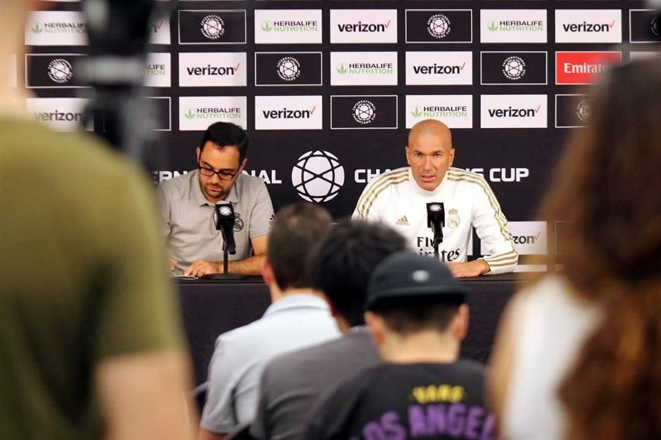 Zinedine Zidane salió a aclarar su dichos sobre Gareth Bale.