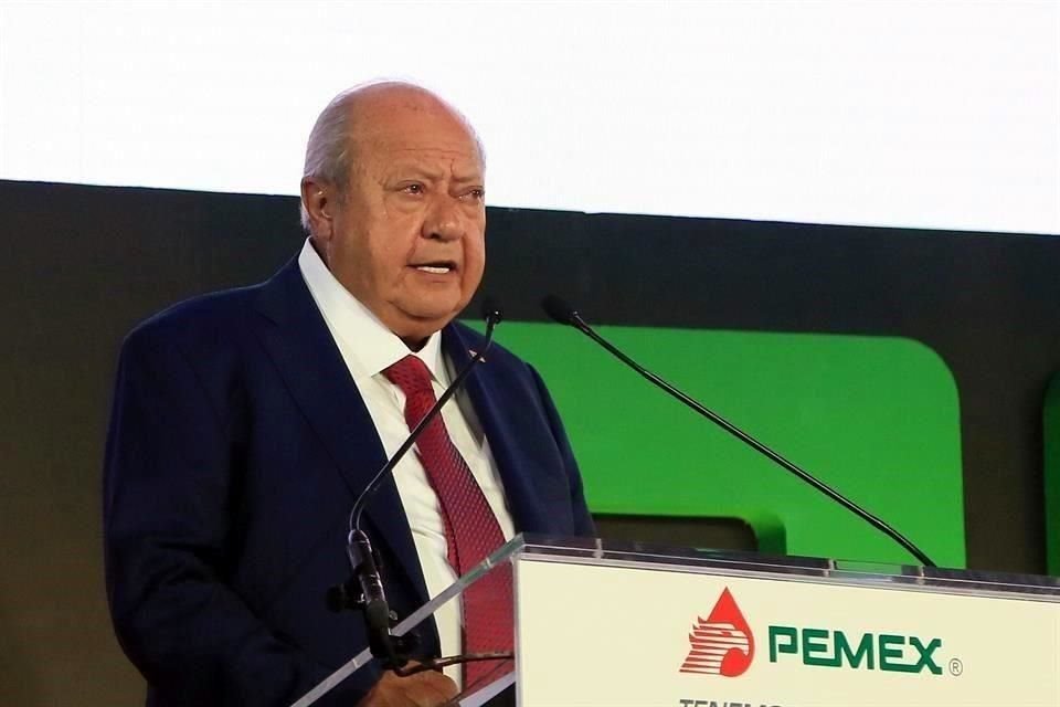 Carlos Romero Deschamps enfrenta una serie de acusaciones ante la Fiscalía General de la República por lavado de dinero y enriquecimiento ilícito. 