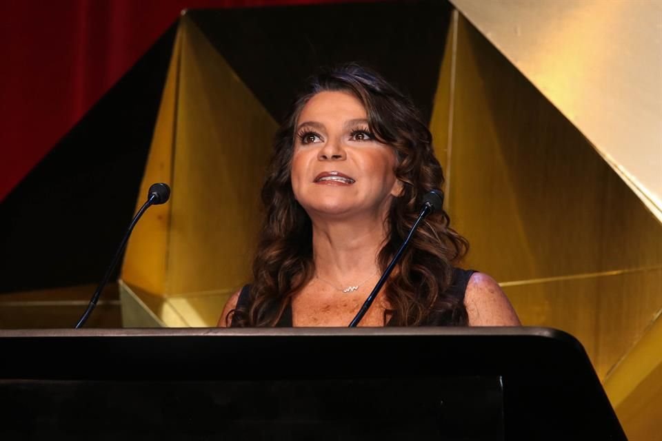 Mariana Garza declaró que platicó en persona con Jorge Ortiz de Pinedo para arreglar sus diferencias.