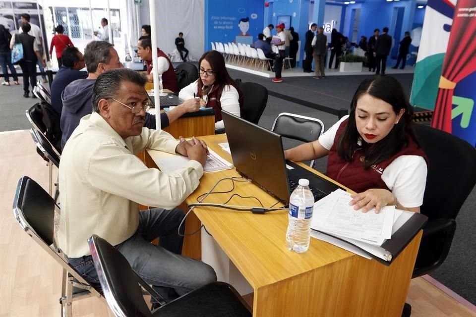 La Consar plantea a largo plazo que se cree un Instituto Nacional de Pensiones.