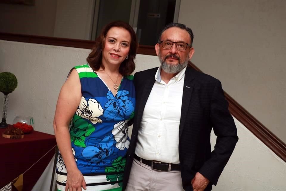 Aracely Fernández y José Muñoz