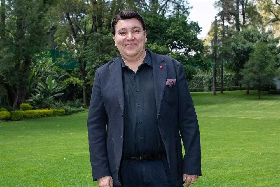 El primogénito del cantante y compositor espera que se aborden temas como el alcoholismo y los romances que tuvo su padre.