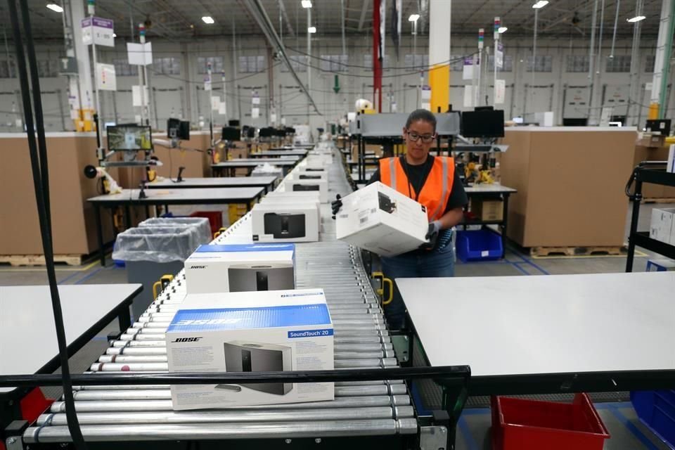 La empresa cumple 25 años, en los que ha pasado de ser una pionera librería digital a la mayor plataforma de comercio electrónico del mundo.