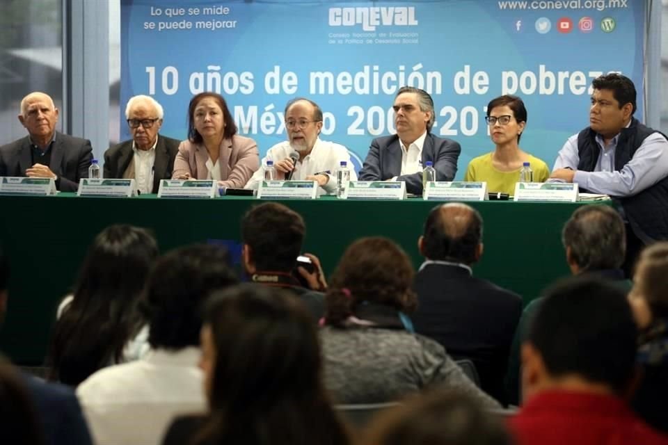 En la presentación del informe que abarca de 2008 al año pasado.