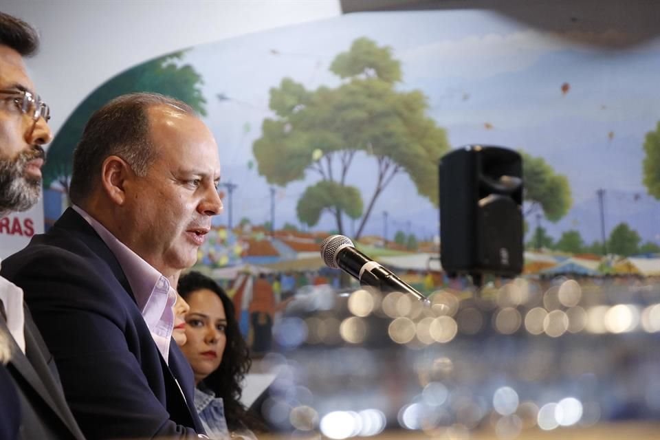 Gustavo de Hoyos, presidente de Coparmex, aseguró que las afectaciones transigidas se pactaron por el Gobierno federal.