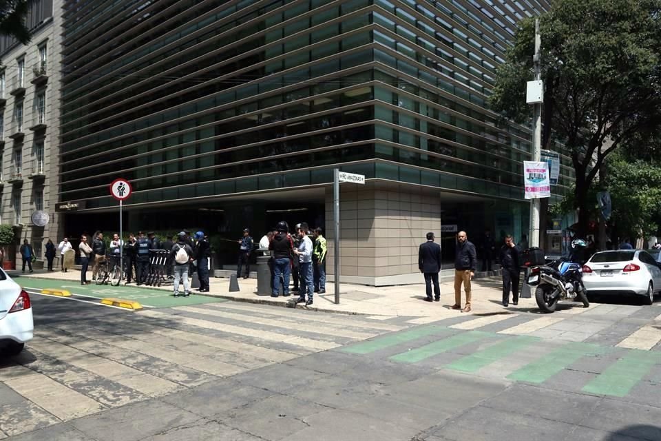 Un grupo de delincuentes burló las medidas de seguridad de una sucursal de la Casa de Moneda de México y hurtó ayer un botín millonario