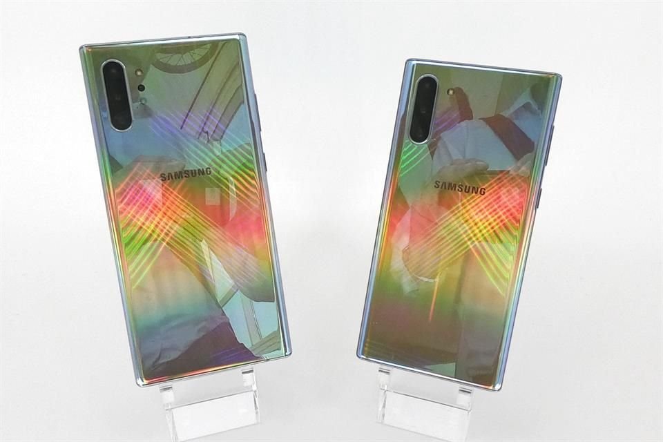 Con el atractivo color Aura Glow, Samsung lanzará el Galaxy Note 10+ y el Galaxy Note 10 a finales de agosto en México.