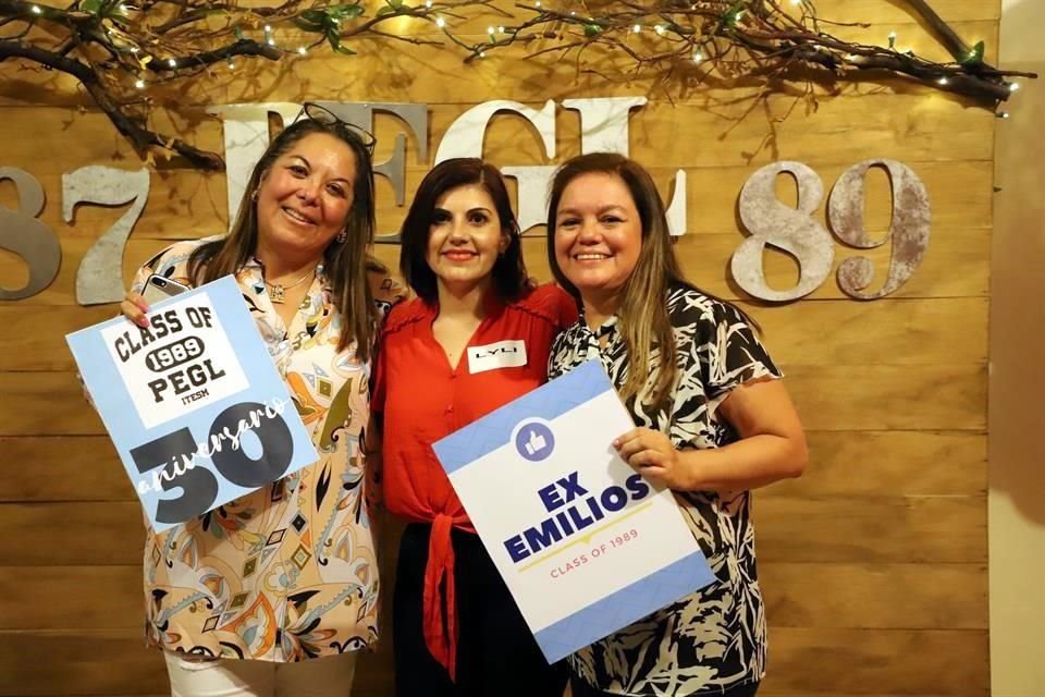 Yamile González, Lily Fuentes y Martha Lama