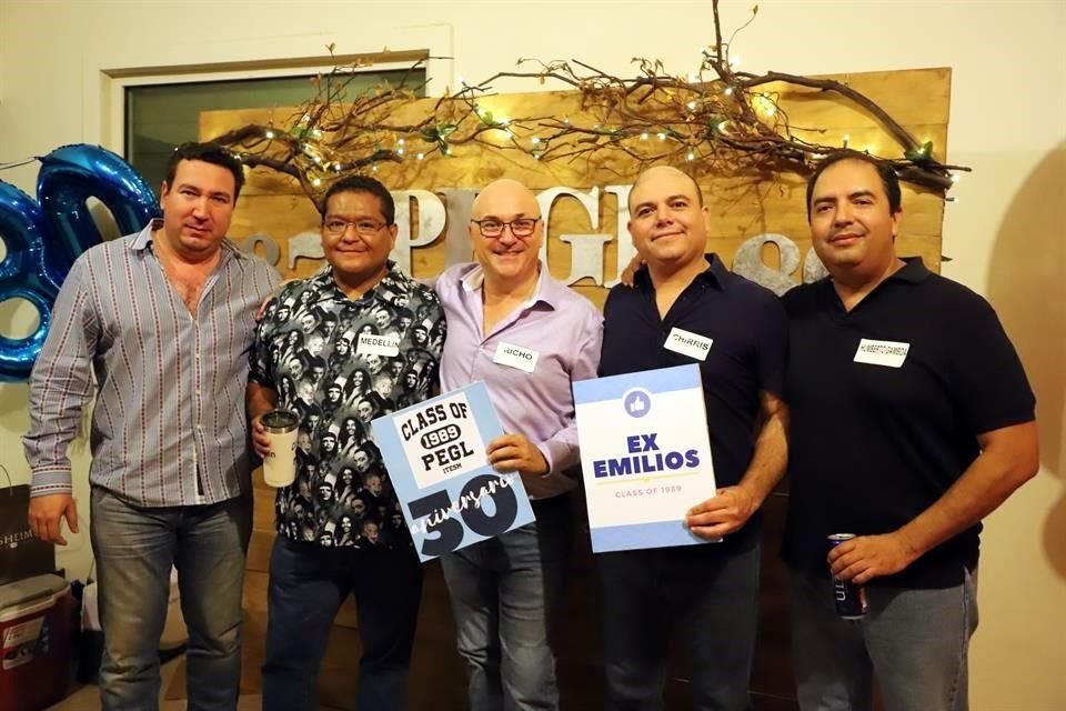 Humberto Torres, Felipe Medellín, Ricardo García, Rodrigo Tamez y Humberto Gamboa