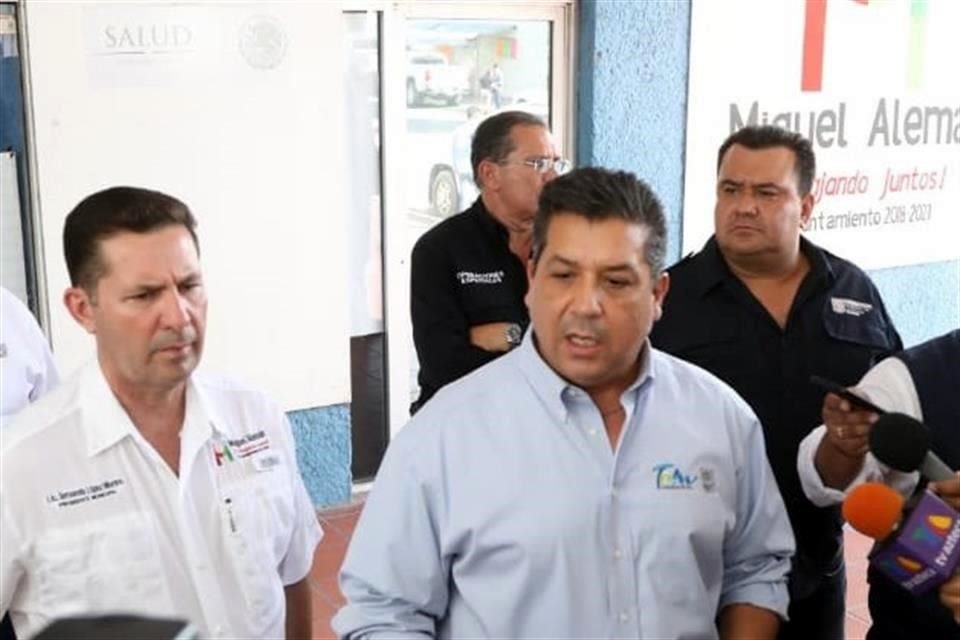 Un fuerte dispositivo de seguridad acompañó al Gobernador en su recorrido.