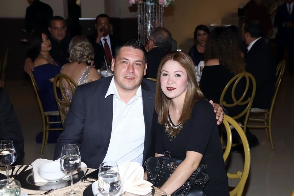 Alfredo Sosa y Tannia García