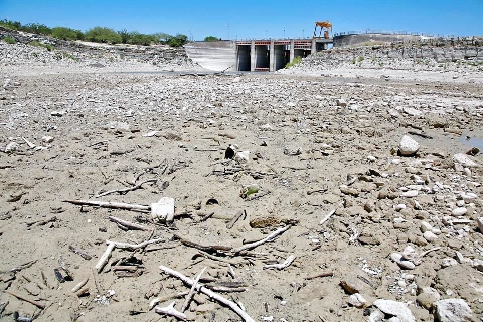 Las altas temperaturas originaron que las 3 presas que surten a la Ciudad perdieran alrededor de 75.1 millones de metros cúbicos de líquido.