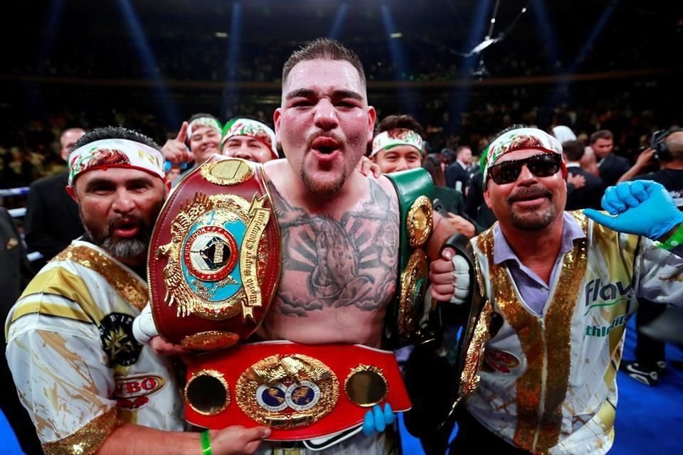 Andy Ruiz Jr. se alista para defender sus títulos el 7 de diciembre.