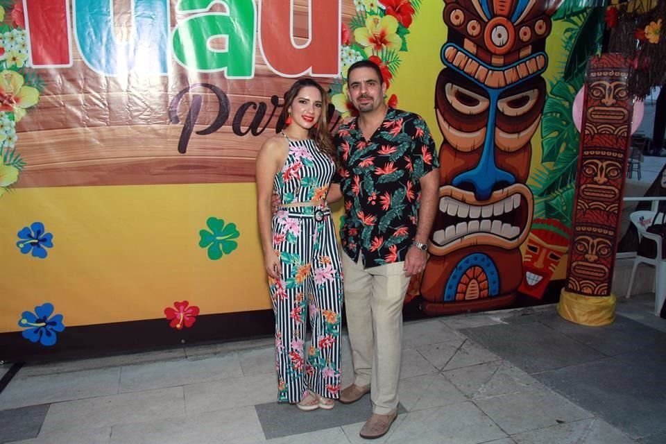 Jéssica Hernández de Maysen y Salim Maysen Garza