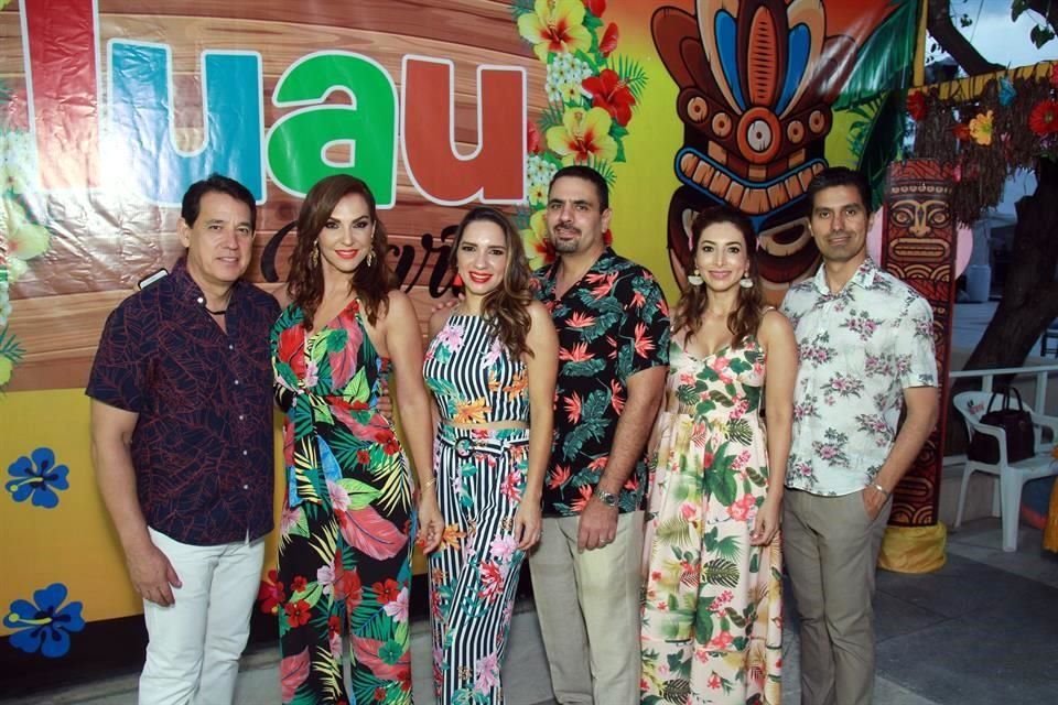 Óscar Sáinz Garza, Carla Oates de Sáinz, Jéssica Hernández de Maysen, Salim Maysen Garza, Lily Hernández de Trillo y José Trillo