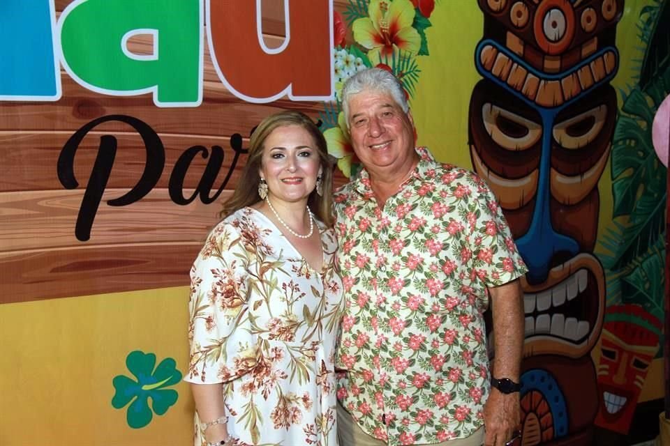 Lulú Medina de Esparza y Eduardo Esparza Rodríguez