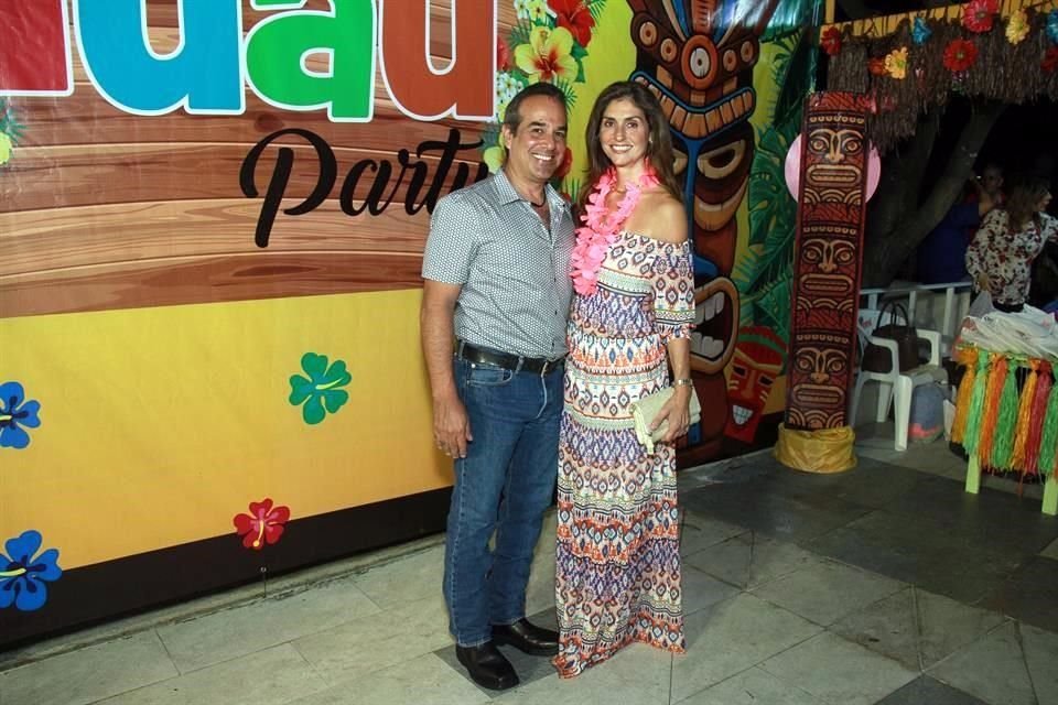 Virgilio Guerra Zambrano y Nancy Tamez de Guerra