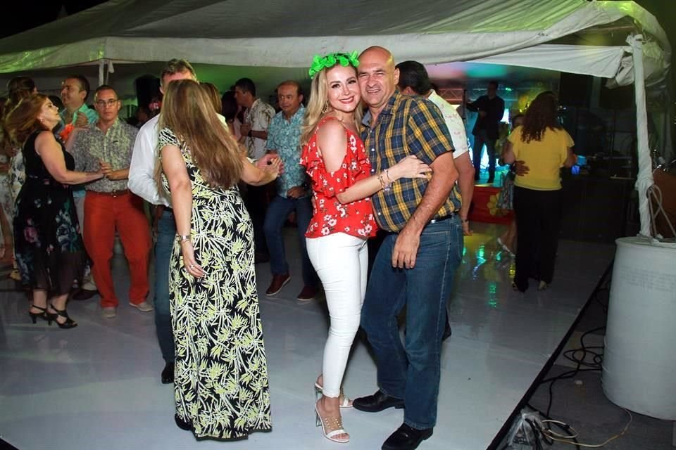 Virginia Izaguirre de Rendón y Sergio Rendón