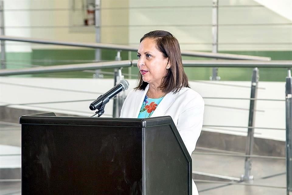Lic. María Cristina Díaz Salazar  Alcaldesa  de Guadalupe, N.L.