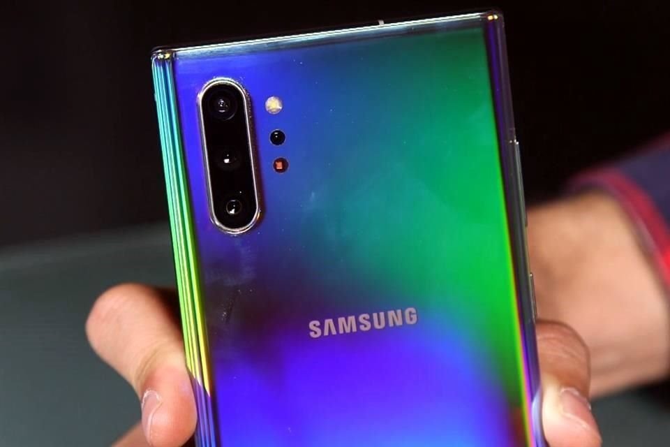 Los Samsung Galaxy Note 10 y Galaxy Note 10+ estarán en tiendas el 5 de septiembre por 23 y 28 mil pesos, su preventa inició este martes por la noche junto con la de la Galaxy Tab S6.