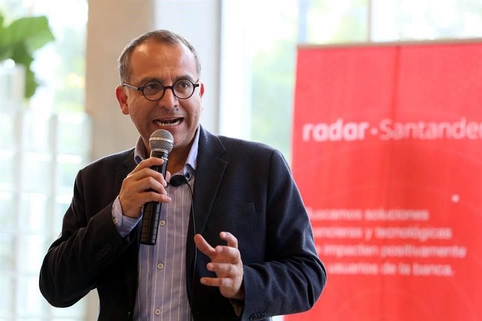 De acuerdo con Carlos Marmolejo, director ejecutivo de Innovación de Banco Santander, a nivel nacional se inscribieron alrededor de 70 empresas fintech.