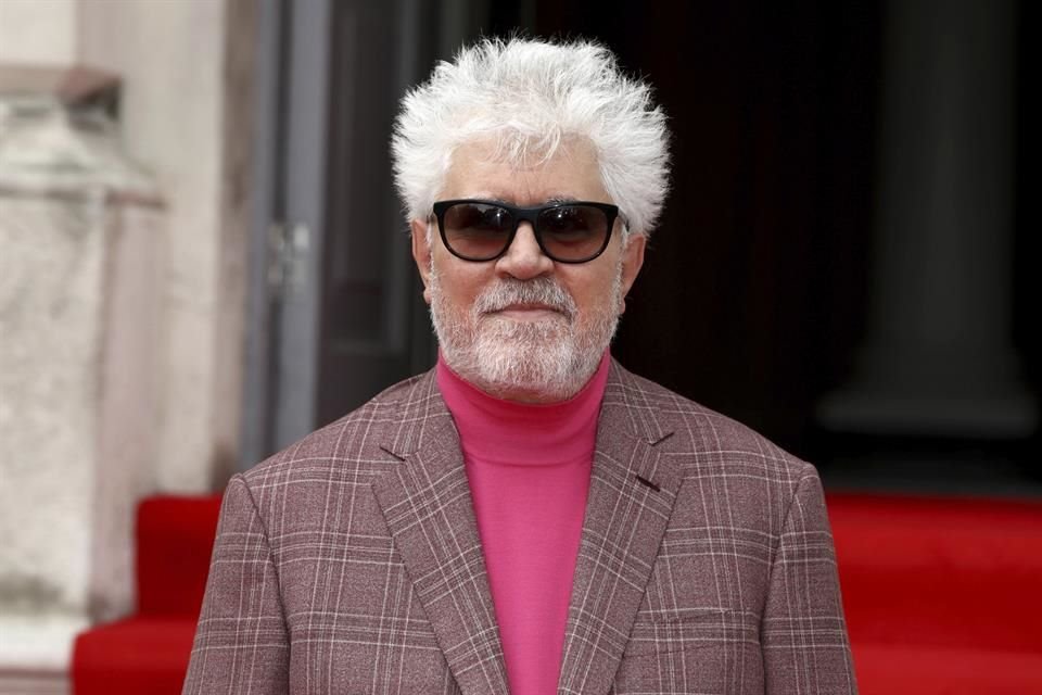 Almodóvar pidió disculpas por no haber incluido actrices negras anteriormente.