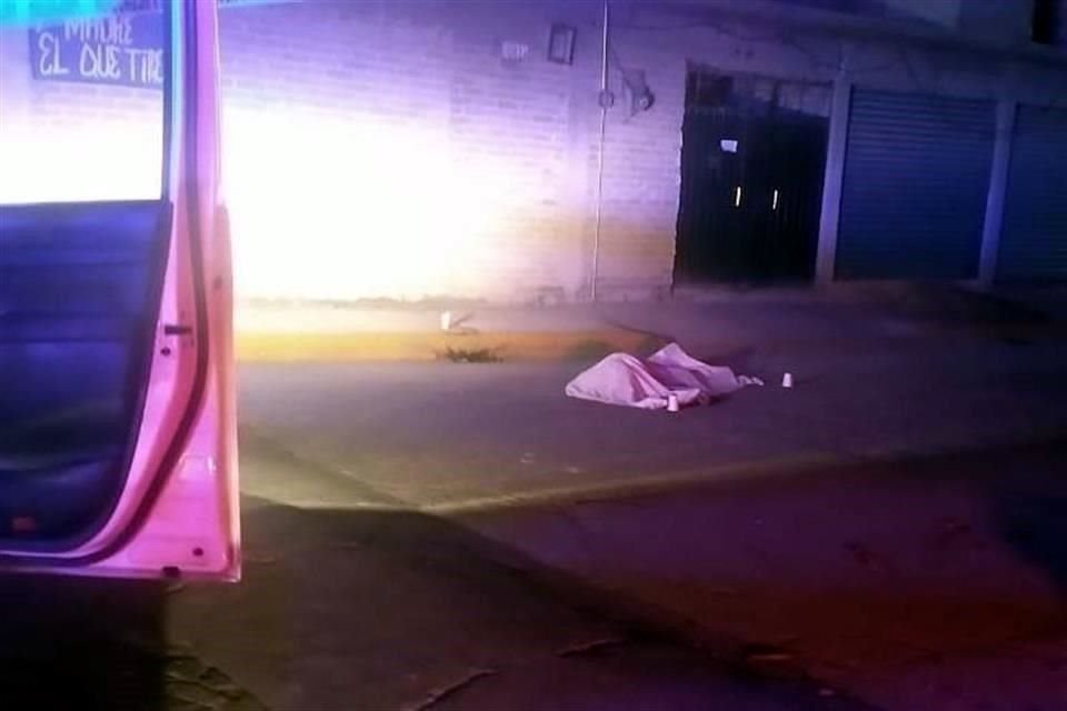 Un hombre fue asesinado a balazos en Chimalhuacán.
