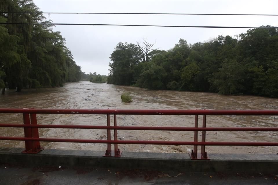 Las horas constantes de lluvias en la Zona Citrícola ya se vieron reflejadas en la acumulación de agua en los principales ríos.