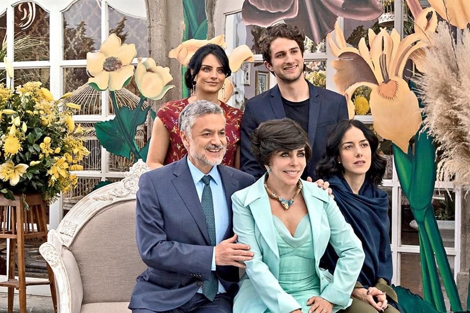 Producciones como 'La Casa de las Flores' podrán buscar el reconocimiento de los ProduAwards.