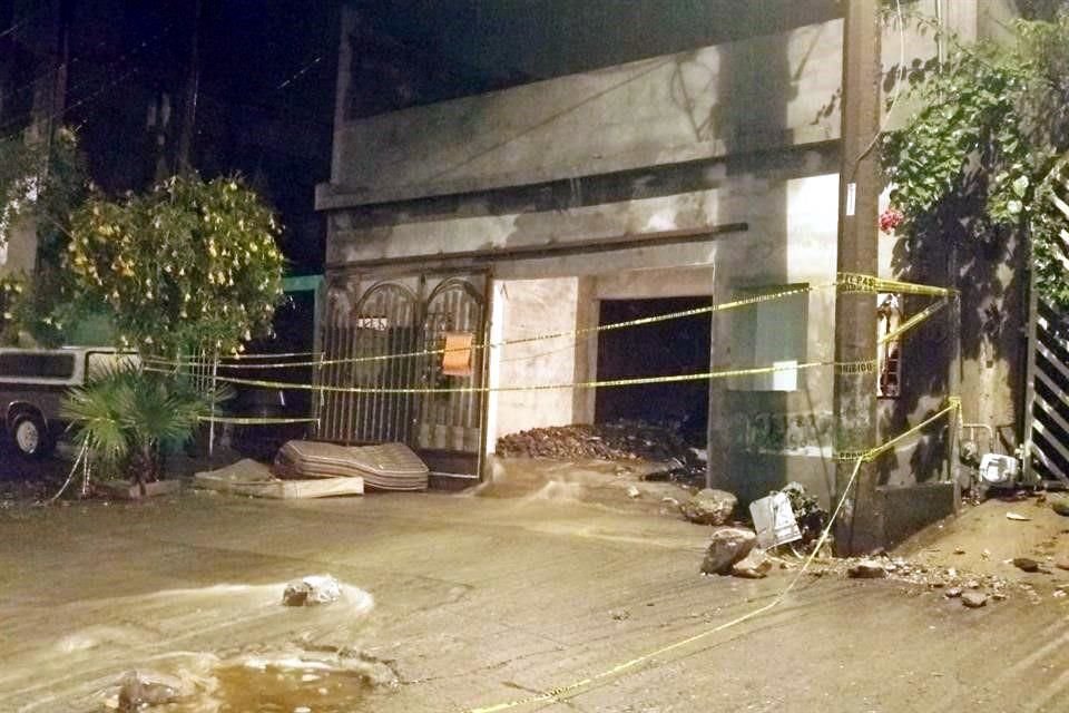 Fue alrededor de las 20:00 horas que se registró el accidente en la vivienda marcada con el número 1089 de la calle CROC, en su cruce con Juan Sarabia.