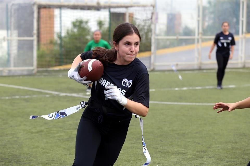 Alejandra de la Fuente