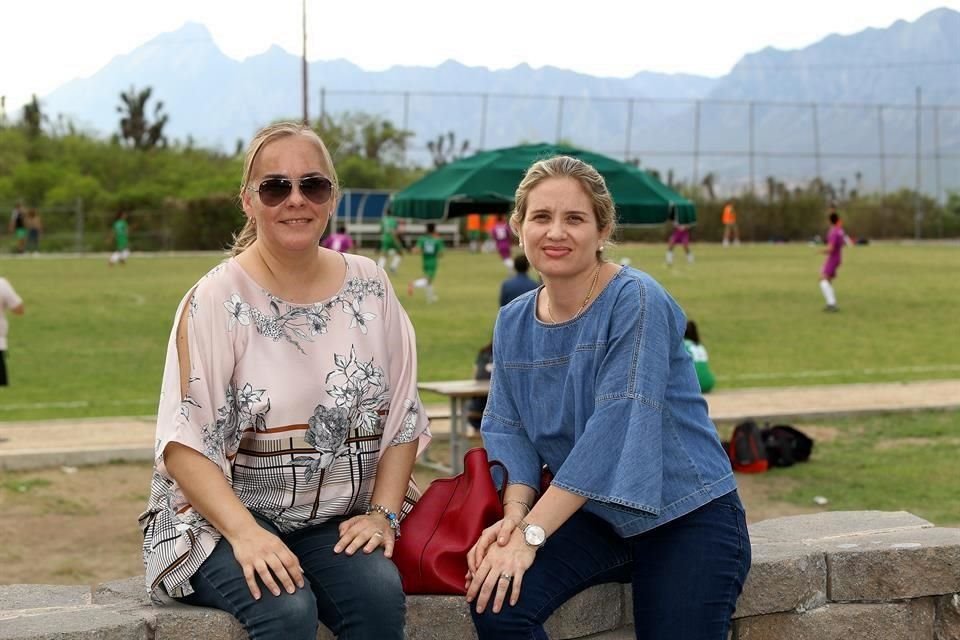 Hebe Romero y Cynthia Martínez