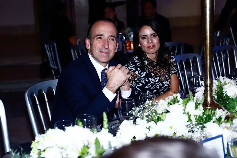 Ernesto López Clariond y Claudia de la Torre de López