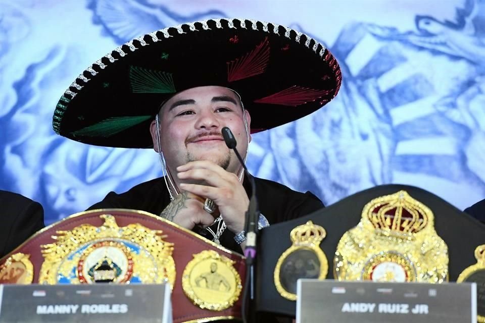 Andy Ruiz durante la gira de promoción de la pelea en Londres.