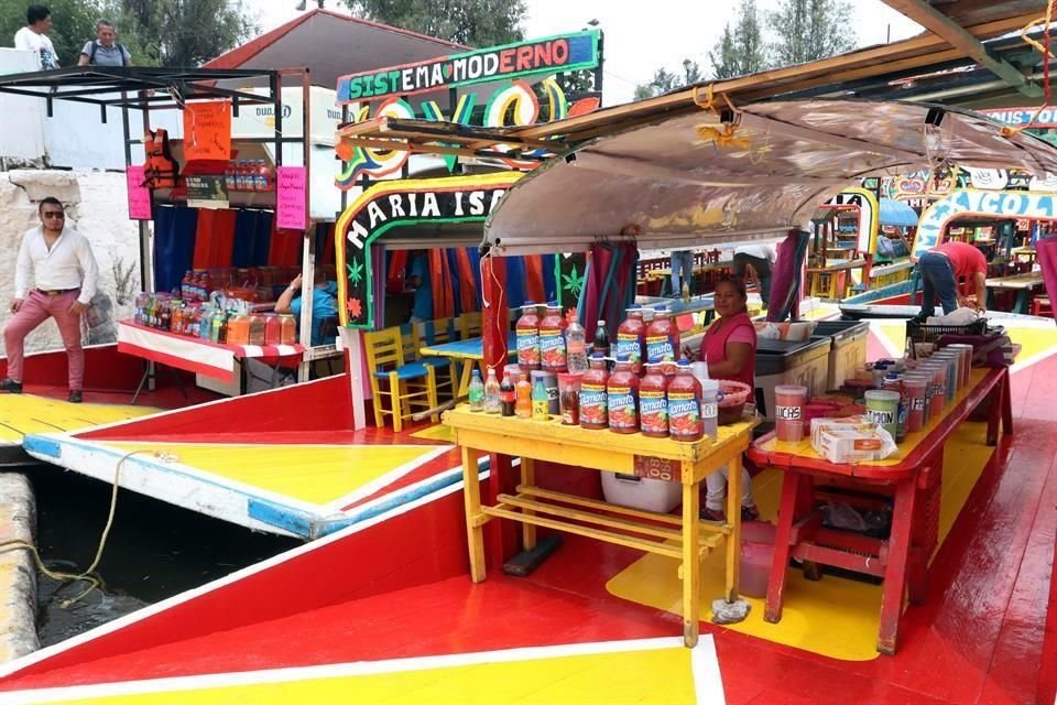 La Alcaldía busca generar conciencia en los visitantes sobre el consumo de alcohol en el canal.