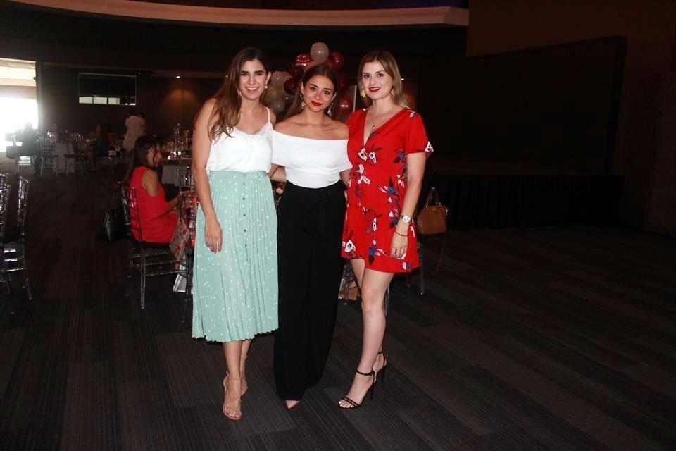 Ana Martínez, Ana Lucia González e Ingrid Cortes
