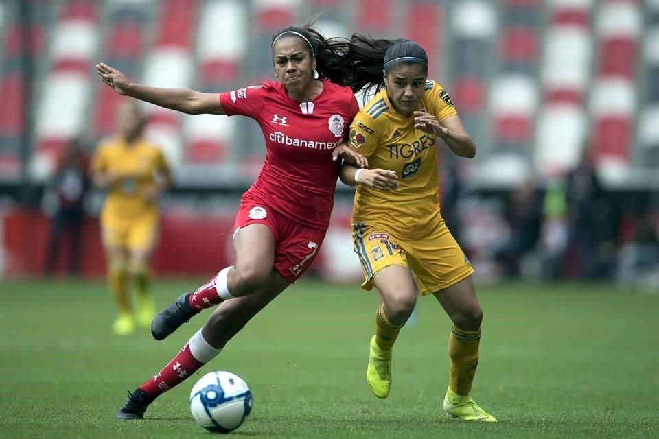 Las Tigres no pudieron anotar y terminaron por igualar 0-0 ante las Diablas.