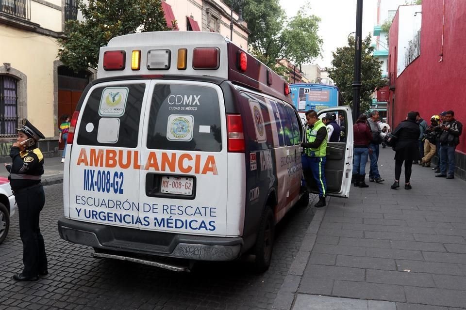 Aunque los socorristas determinaron que sólo presentaba contusiones leves en la espalda y el cuello, decidieron trasladarla al Hospital Magdalena de las Salinas, para descartar alguna complicación.