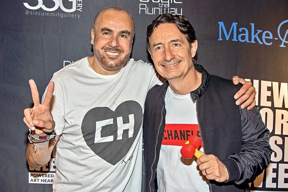 El diseñador Ricardo Seco y Roberto Gómez Fernández hijo.
