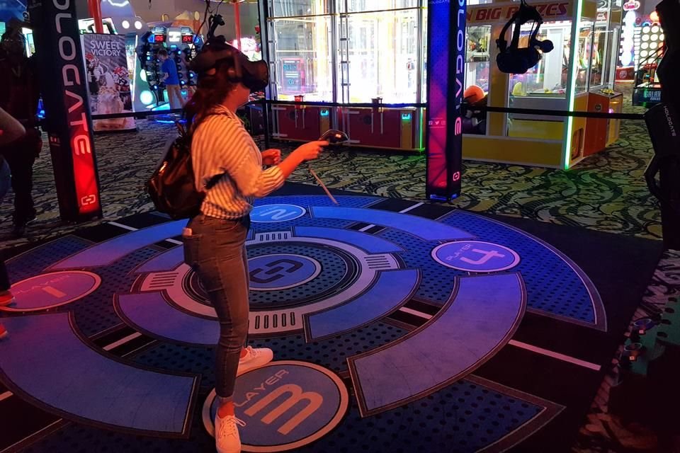 Además de sus parques temáticos, Orlando, Florida, tiene lugares como Andretti Indoor Karting and Games, que también garantizan diversión.