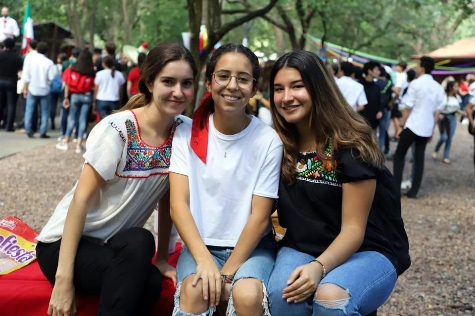 Anaís García, Analú González y Valeria Torres
