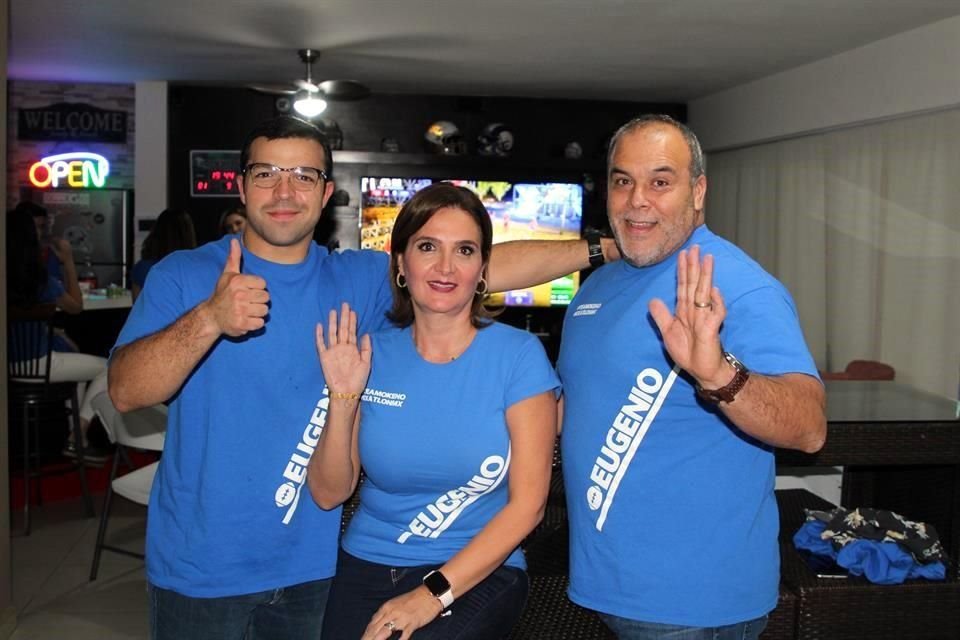 Carlos Martell Cárdenas, Alma Cárdenas de Martell y Carlos Martell Jiménez