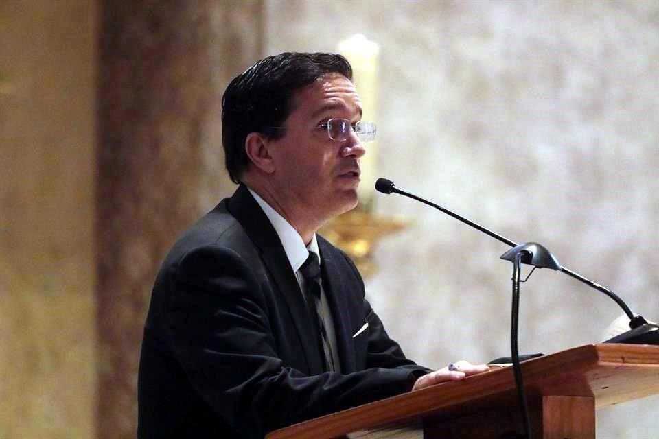 El comentarista Antonio Nelli dirigió unas palabras a los asistentes.