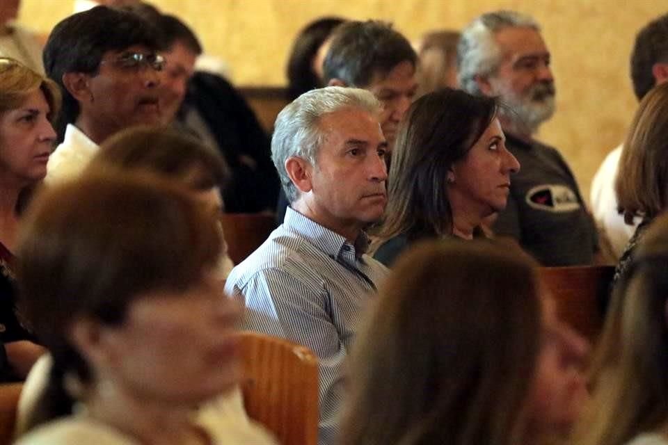 Jorge Domene, ex directivo de Tigres y ex funcionario estatal, estuvo presente.