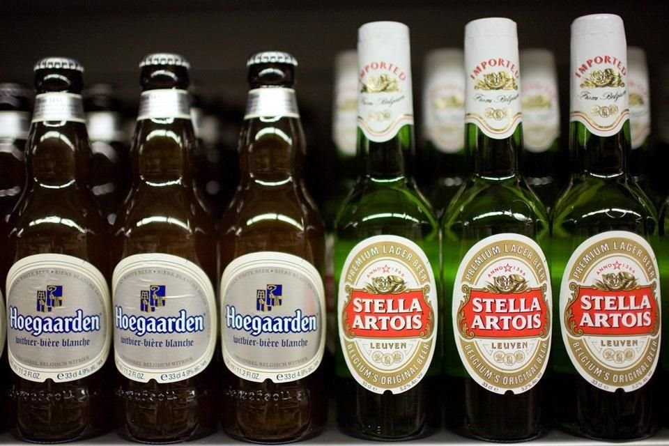 En julio, la cervecera anunció la venta de su unidad australiana al japonés Asahi Group por 11 mil millones de dólares.
