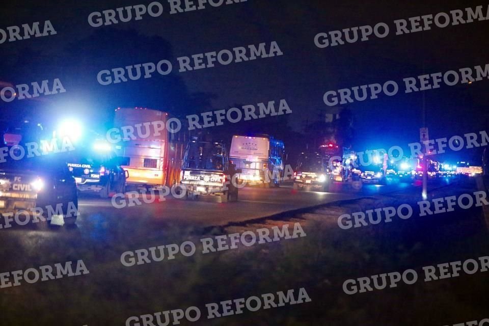 El contingente fue conformado por unas 60 patrullas de Fuerza Civil, 15 vehículos de la Fuerza Penitenciaria, 14 de la Guardia Nacional y 100 militares, además de dos ambulancias.